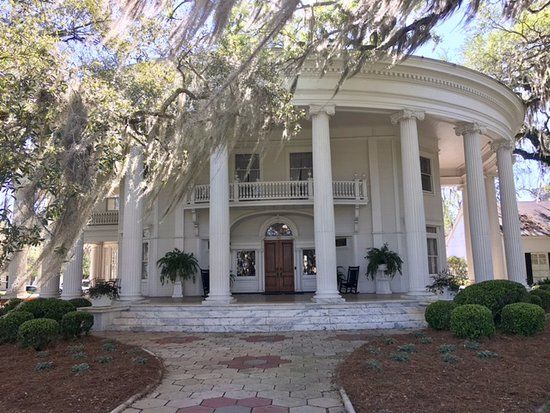 The Crescent