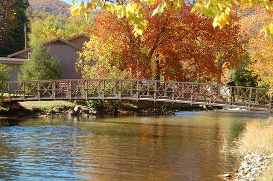 Moccasin Creek State Park