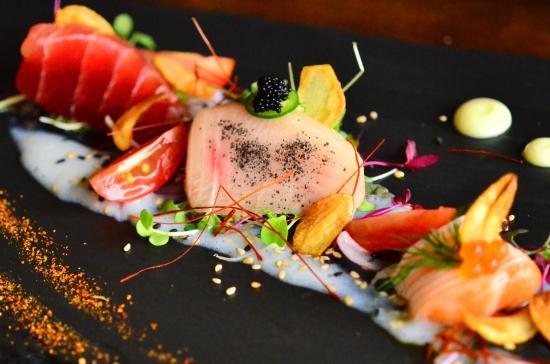 Eight Sushi Lounge