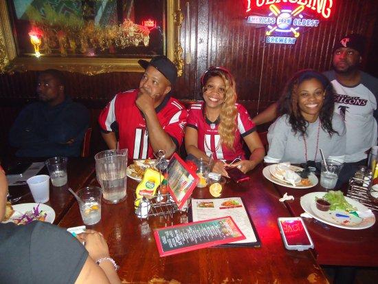 Tony's Sports Bar & Grill