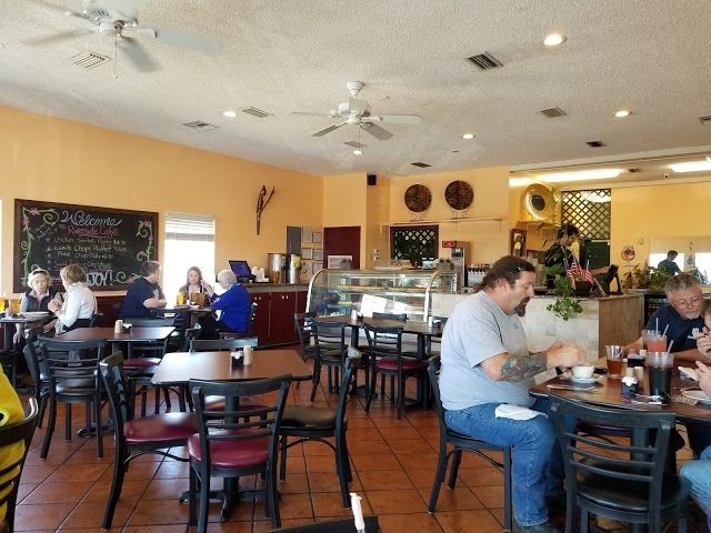 Riverside Cafe